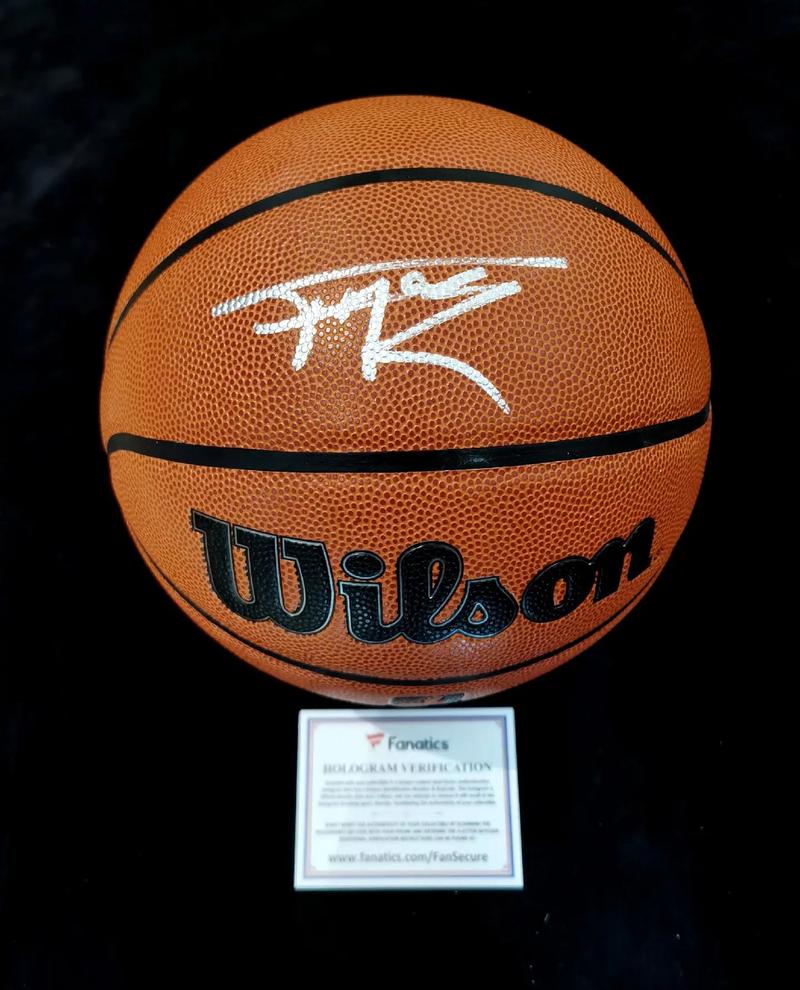 博主：英博助教贾顺浩已正式加盟重庆铜梁龙，出任技术总监（据博主消息，英博助教贾顺浩正式加盟重庆铜梁龙，担任技术总监）