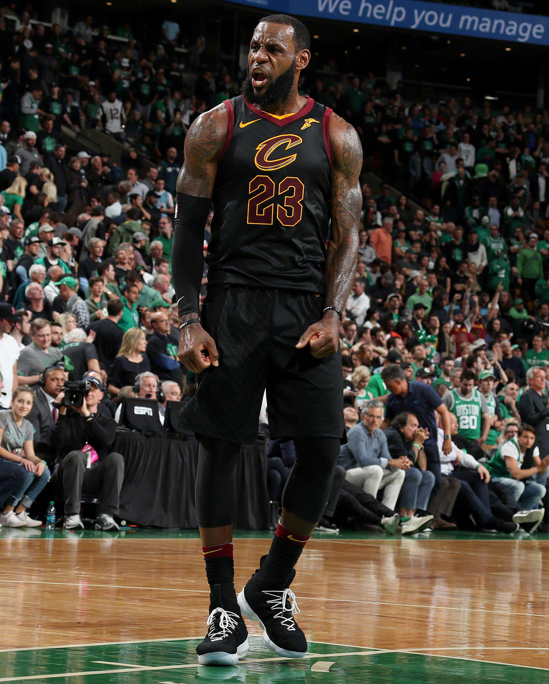 皇马维尼修斯关键进球助球队取胜（维尼修斯关键破门助皇马获胜）