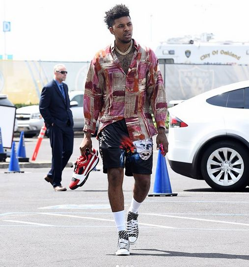 球星晒训练照：永远向前（球星晒训练照：永不止步）