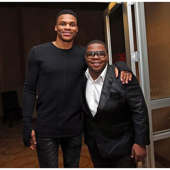 球队在客场打出了主场气势（球队客场打出主场级气势）