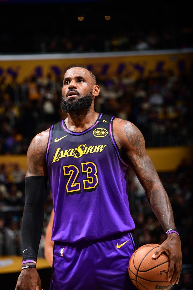 佛得角主帅：世界杯首秀对阵西班牙简直完美；盼与贝尔萨见面（佛得角主教练：世界杯首秀对阵西班牙堪称完美，期待与贝尔萨相见）