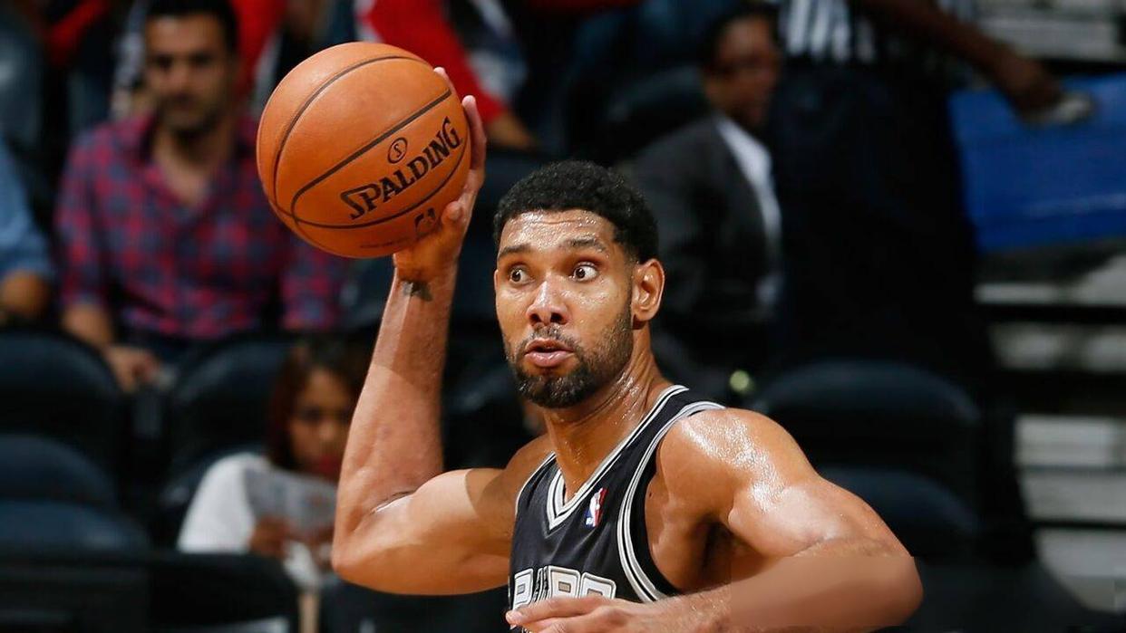 镜报：买安德森要1亿-1.2亿镑，曼联可能通过出售5人筹集资金（镜报：安德森要价1亿至1.2亿英镑，曼联或通过出售5将筹资）