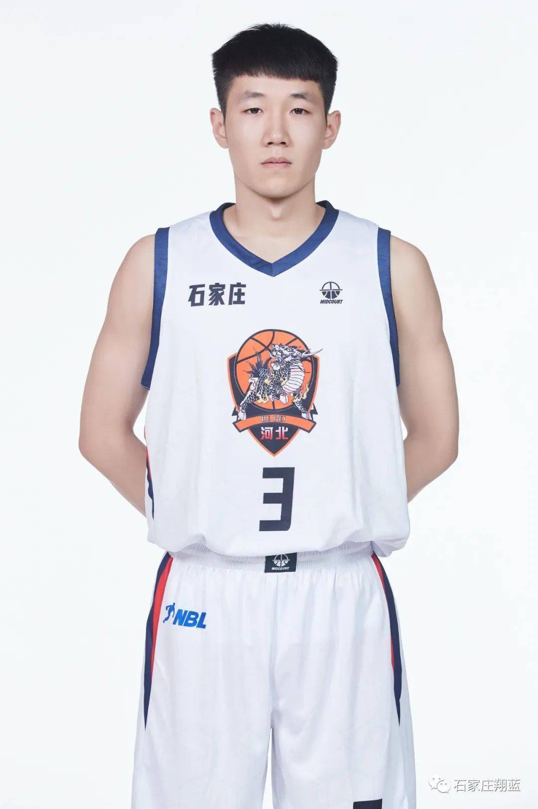 联赛深陷保级泥潭！官方：莱万特主帅卡莱罗下课（保级告急，莱万特官宣主帅卡莱罗下课）