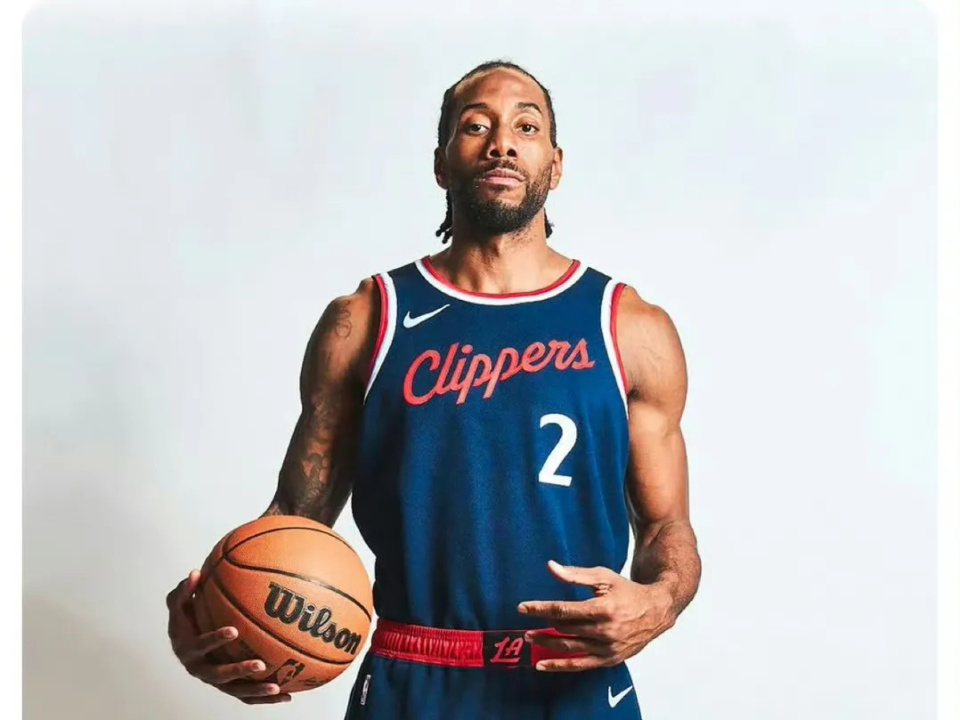 意甲战报：博纳佐利点射萨纳布里亚建功，克雷莫纳2-0莱切（意甲赛况：博纳佐利点球命中、萨纳布里亚破门，克雷莫纳2-0力克莱切）