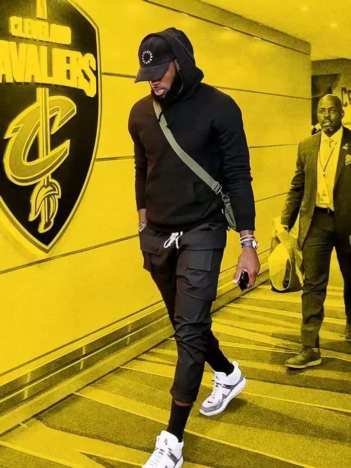 官方：CCTV5转播海港客战英博，CCTV5+转播申花客战津门虎（官宣：CCTV5直播海港客场挑战英博，CCTV5+直播申花客场对阵津门虎）